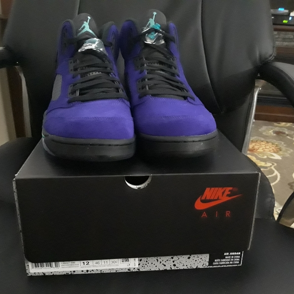 jordan 5 grape size 12